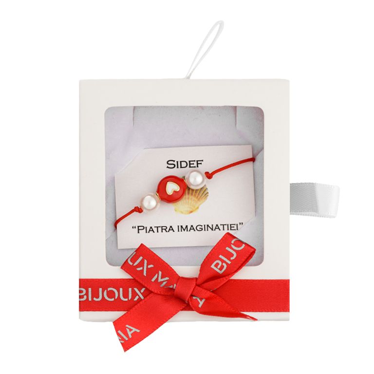 Martisor bratara scoica alb perlat sfere 6 mm distantier cupru placat auriu oval bombat email alb si rosu inima 8x9 mm